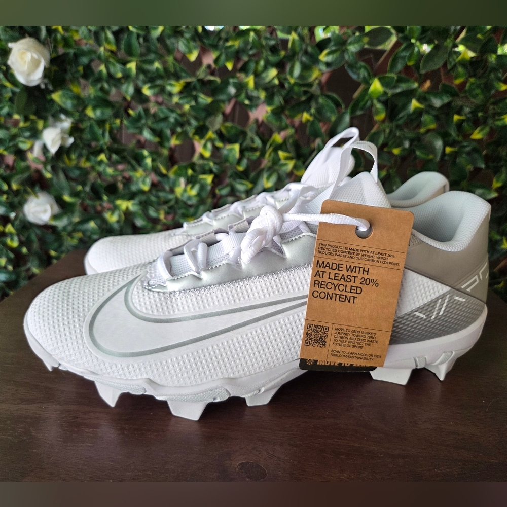 Nike Vapor Edge Shark 2 Football Cleats Sz 13 White Silver LaceUp NWOB